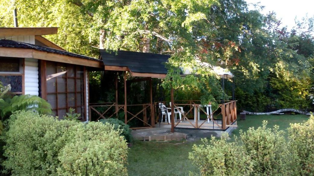 Complejo Cabanas Petalos Вилярика Екстериор снимка